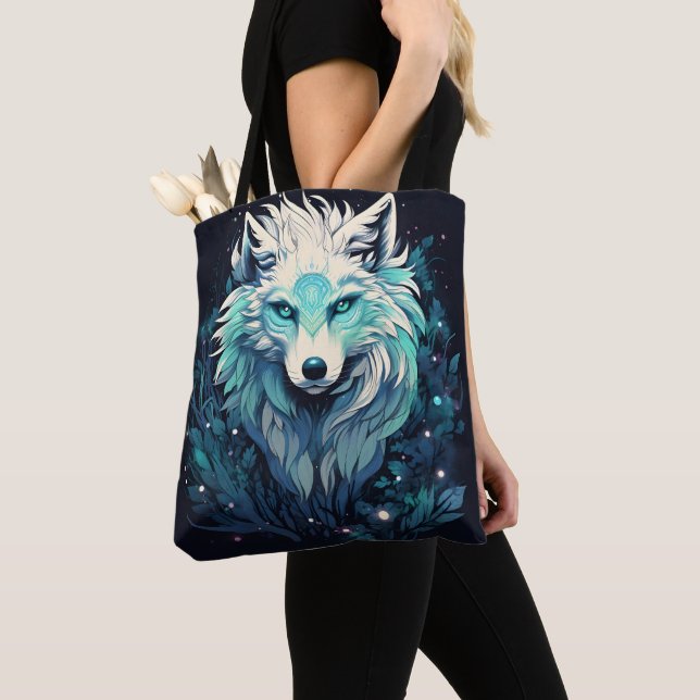 Celestial Lunar Wild Wolf (Von Nahem)