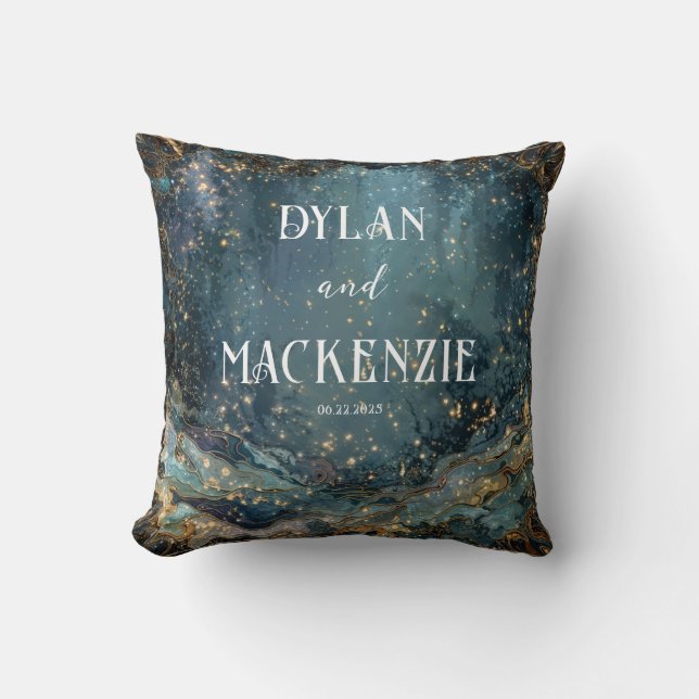 Celestial Marble Galaxy Wedding Kissen (Vorderseite)