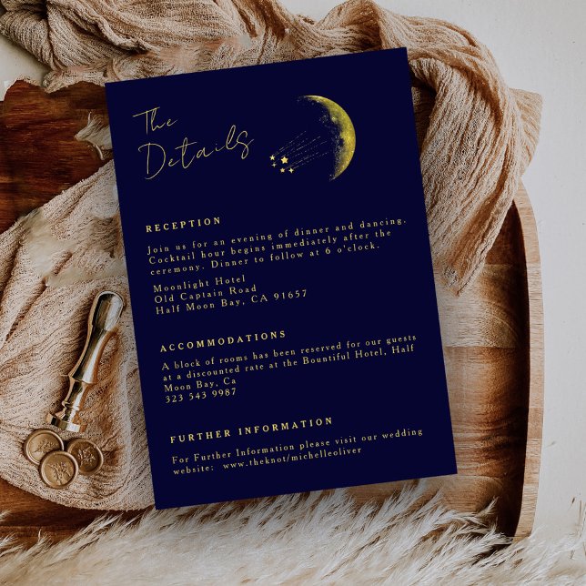 Celestial Midnight Blue Gold Crescent Moon Wedding Begleitkarte (Von Creator hochgeladen)