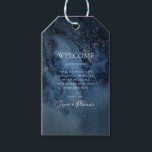 Celestial Night Sky | Sliver Wedding Gift Tags Geschenkanhänger<br><div class="desc">Dieser Himmelsnachthimmel | silberne Hochzeitsgeschenke sind perfekt für Ihre verzauberte Hochzeit unter den Sternen. Der dunkelmarineblau blaue Aquarellhimmel, mit Silberstern übersät, Set den Ton für Ihren Abend Boho Outdoor Hochzeit. Personalisieren Sie es, wie Sie es wünschen oder behalten, wie es ist. Schauen Sie sich die Erholung der Sammlung an, um...</div>