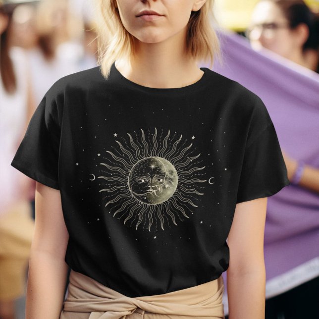Celestial Sun and Moon T-Shirt (Von Creator hochgeladen)