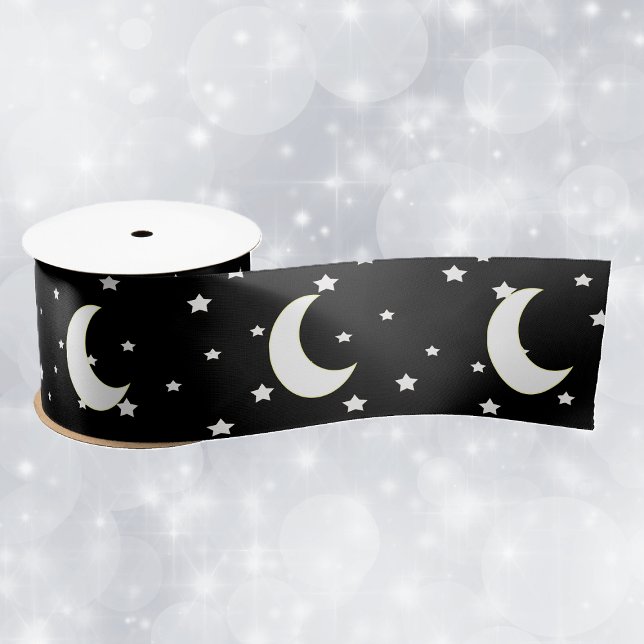 Celestial Theme Crescent Moon Stars auf schwarz Satinband (White crescent moons and white stars on black celestial theme gift wrap ribbon.)