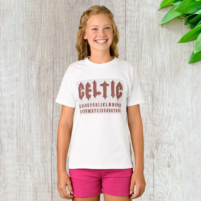 Celtic Alphabet Schriftart T-Shirt (Von Creator hochgeladen)