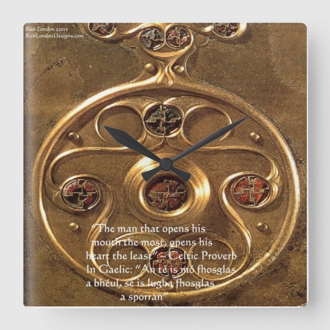 Celtic Artifact & Proverb on Wall Clock Quadratische Wanduhr (Vorderseite)