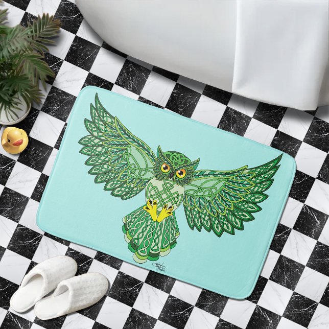 Celtic Flight Owl Green Badematte (Von Creator hochgeladen)