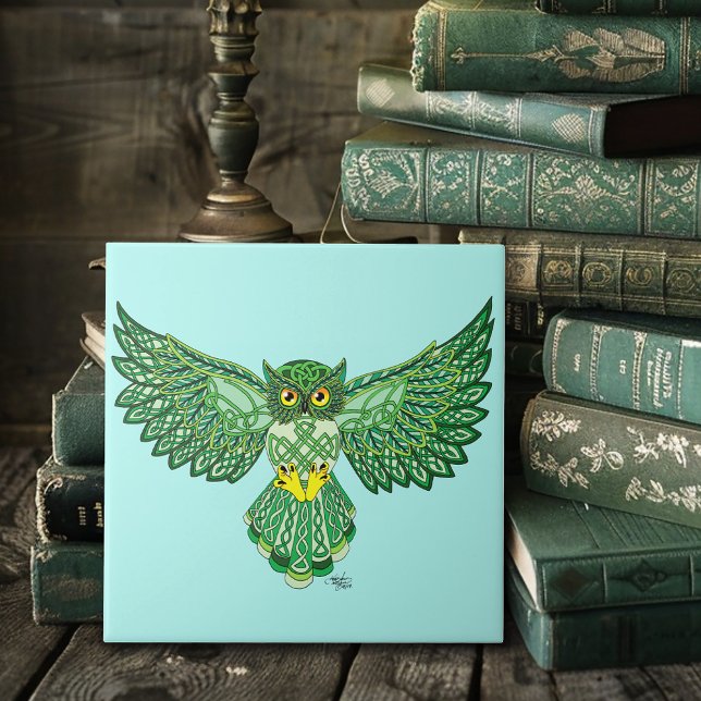 Celtic Flight Owl Green Fliese (Von Creator hochgeladen)