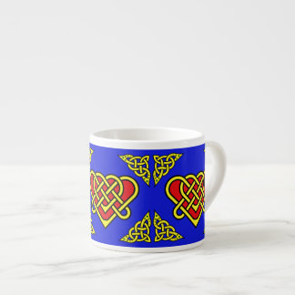 Celtic/Gadhlig geflochtener Herzknoten, Gold, blau Espressotasse