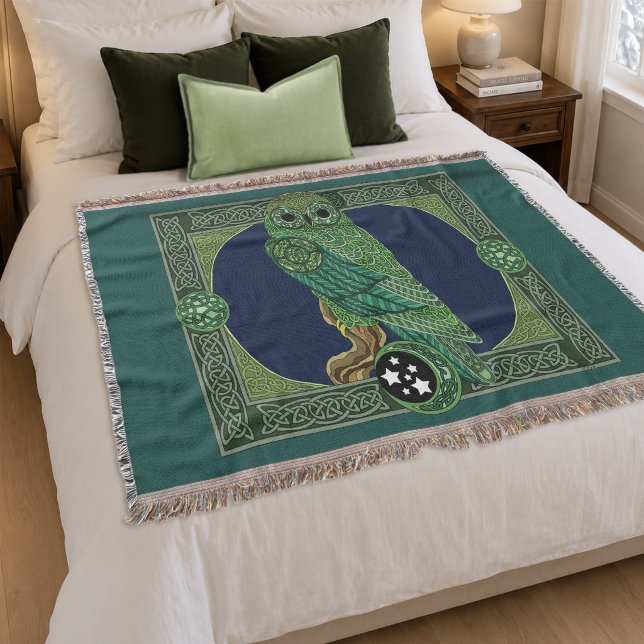 Celtic Green Owl Decke (Von Creator hochgeladen)