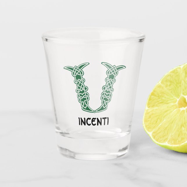 Celtic Knot Decorative Hauptstadt V Schnapsglas (Vorderseite)