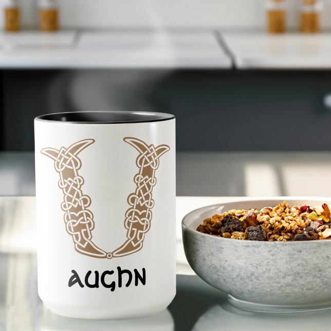 Celtic Knot Decorative Hauptstadt V Tasse (Von Creator hochgeladen)