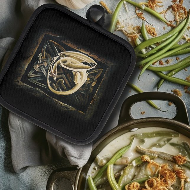 Celtic Knot Work Cream Dragon Topflappen (Von Creator hochgeladen)