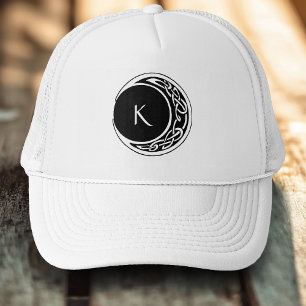 Celtic Knot Work Moon Circle Monogram Truckerkappe