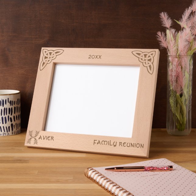 Celtic Letter X Individuelle Name Geätzte Rahmen (Links)