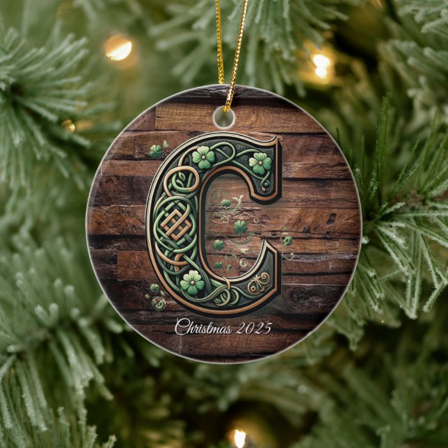 Celtic monogram letter ornament (Baum)