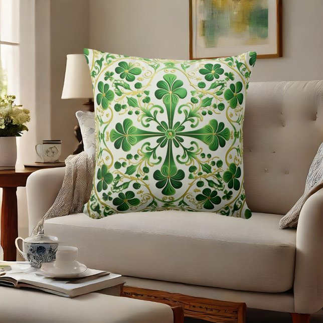 Celtic Sign Irish themed Kissen (Celtic Sign Irish-themed Throw Pillow)