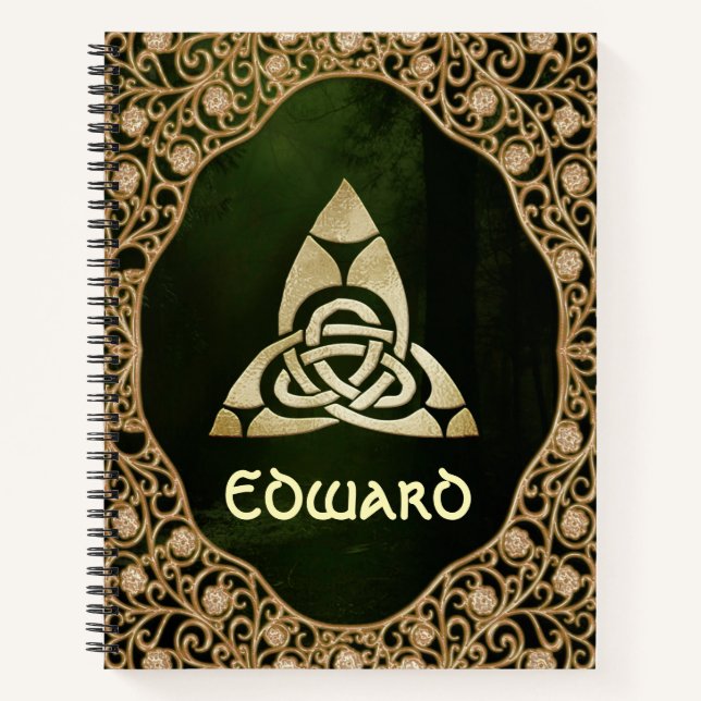 Celtic Trinity Knot on Forest Shadows Notizbuch (Vorderseite)