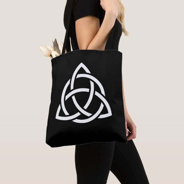 Celtic Trinity Knot Triquetra Symbol (Von Nahem)