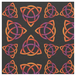 Celtic Triquetra Muster Orangen und Lila auf Bla Stoff