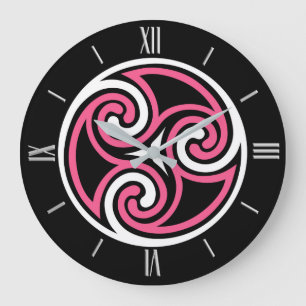 Celtic Triskele Ornament, Fuchsia, Black and White Große Wanduhr