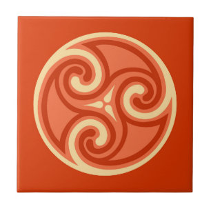 Celtic Triskele Ornament, Mandarin Orange Fliese