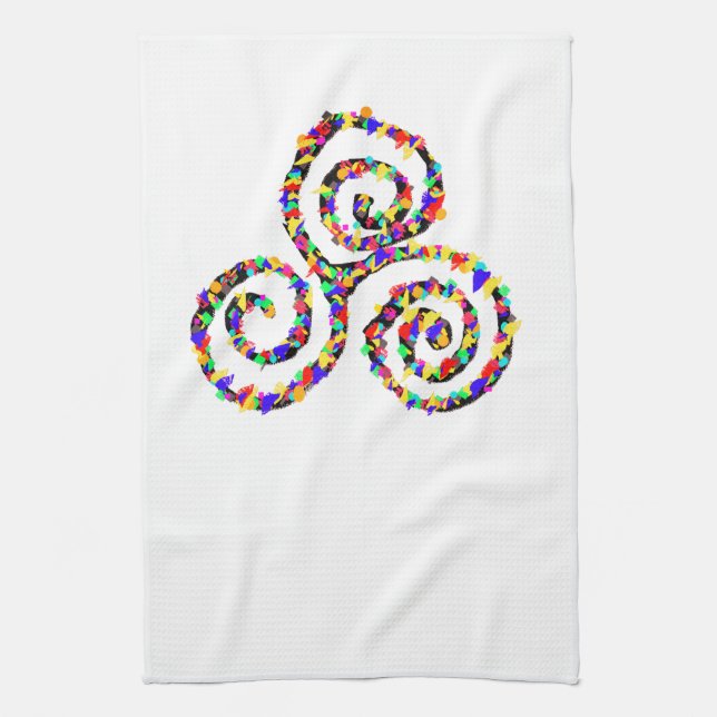 Celtic Triskelion Stärke Geschirrtuch (Vertikal)