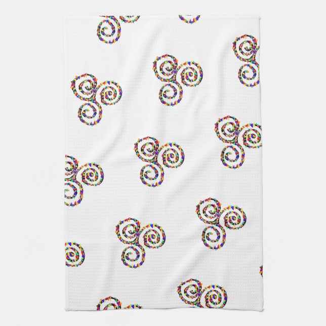 Celtic Triskelion Stärke Geschirrtuch (Vertikal)