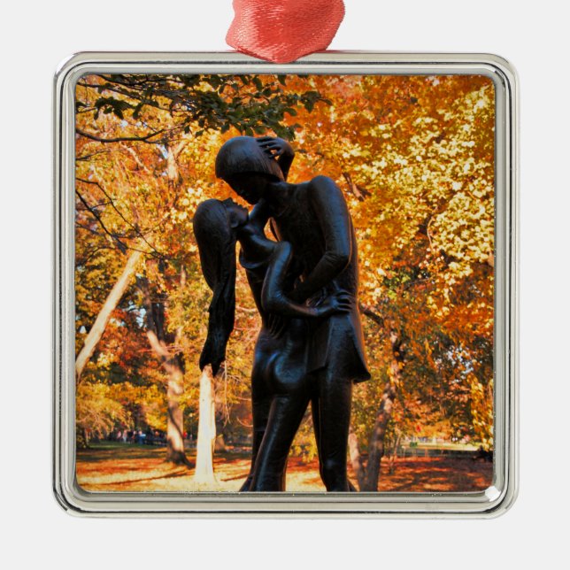 Central Park Herbst: Romeo & Julia Statue 02 Ornament Aus Metall (Vorne)