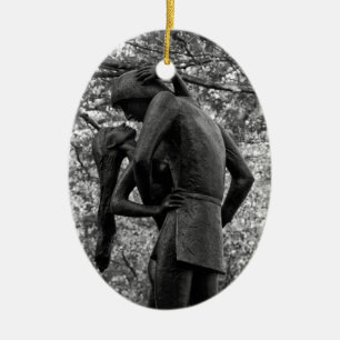 Central Park Herbst: Romeo-und-Julia-Statue 01 S/W Keramikornament