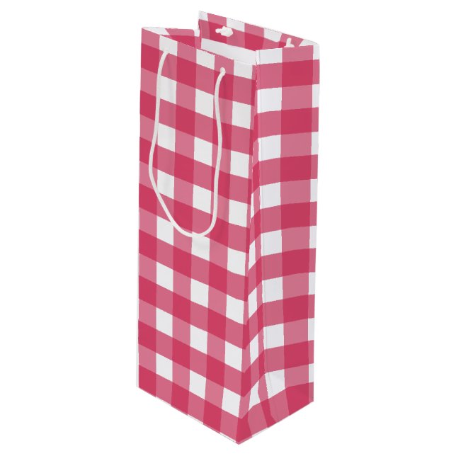 Cerise Gingham Geschenktüte Für Weinflaschen (Vorderseite Schrägansicht)