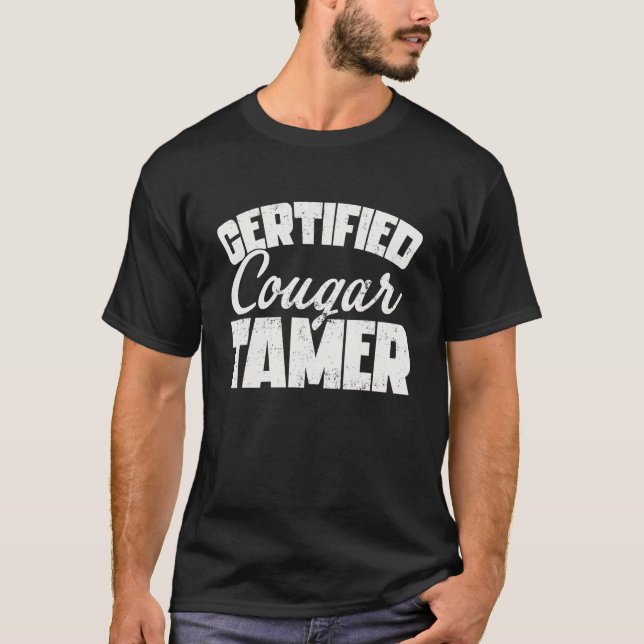 Certified Cougar Tamper Funny T-Shirt (Vorderseite)