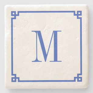 Ceruleanblauer griechischer Schlüsselrand Monogram Steinuntersetzer