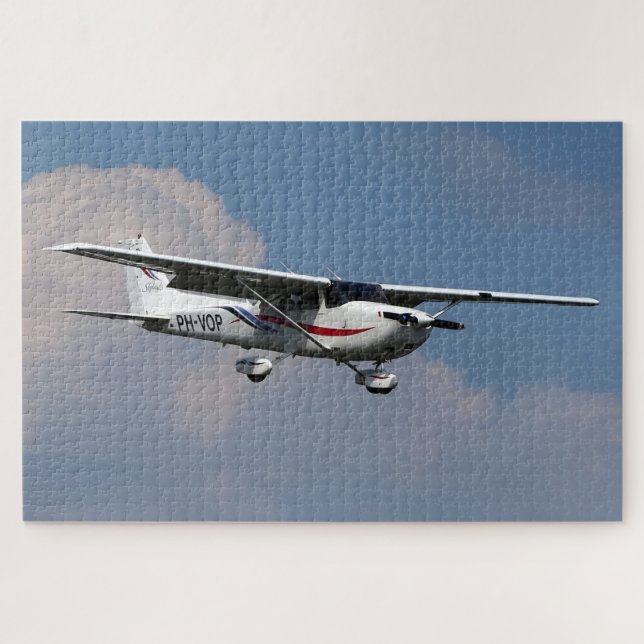 Cessna 172R Skyhawk PH-VOP Puzzle (Horizontal)