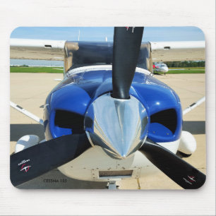 Cessna 182 mousepad