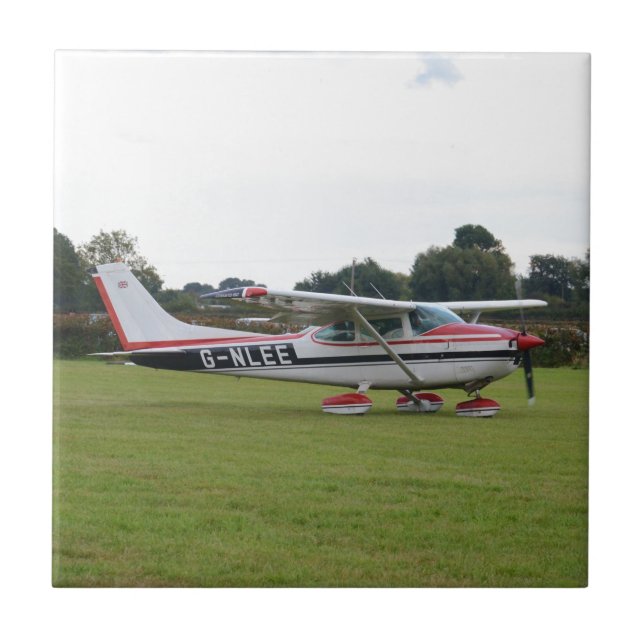 Cessna 182Q Fliese (Vorderseite)
