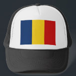 Chad Flag Hat Truckerkappe<br><div class="desc">Dieser LKW hat die Flagge des Tschad sportlich. Behalt einen coolen Kopf mit einem kleinen tschadischen Flair.</div>