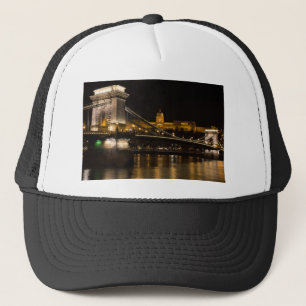 Chain Bridge with Buda Castle Hungary Budapest Truckerkappe