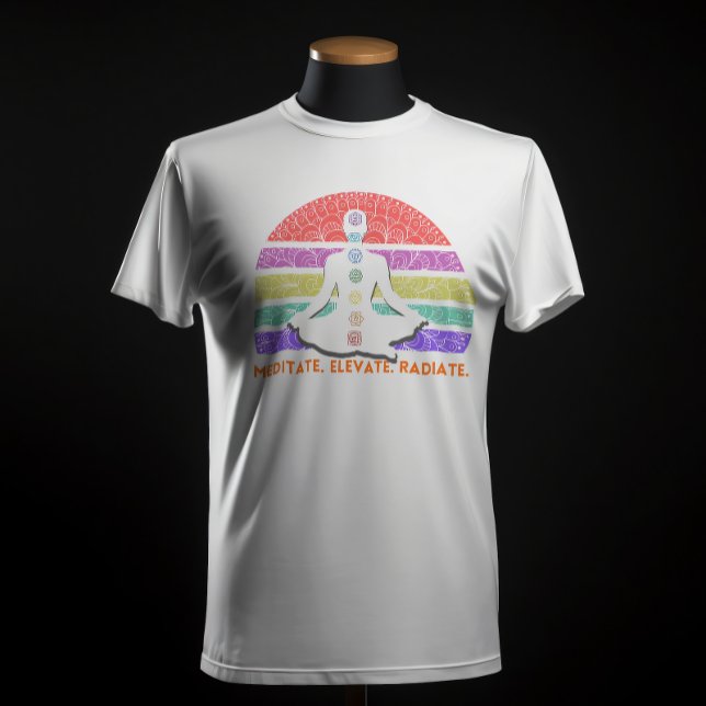 Chakra Meditation Yoga Rainbow Sunset T-Shirt (Von Creator hochgeladen)