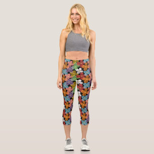 Chalk Daisies Capri Leggings