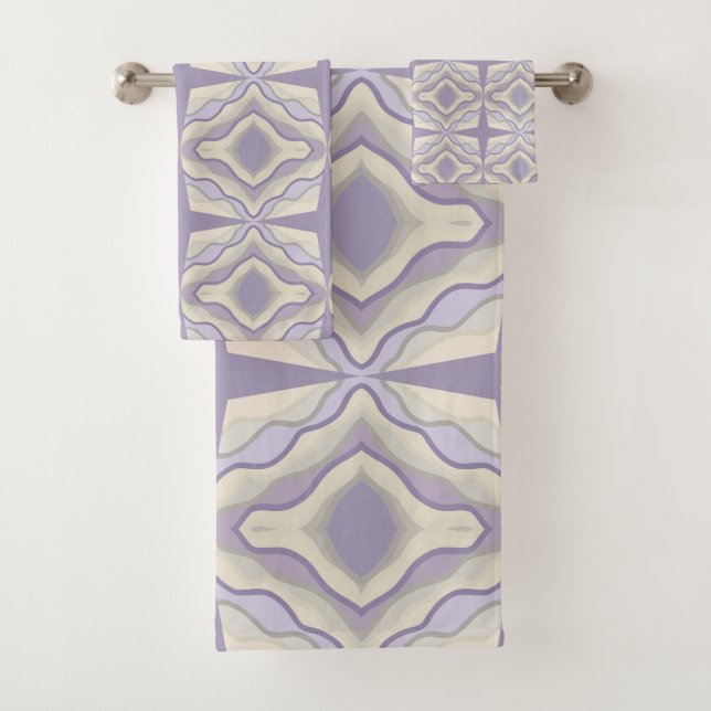 Chalk Gray Lavender Octagon Star Geometric Design Badhandtuch Set (Insitu)