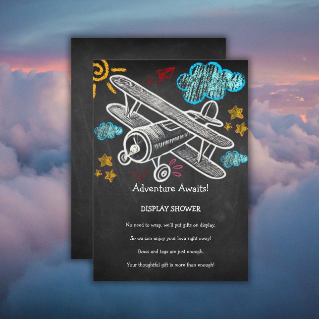 Chalkboard Adventure erwartet Airplane Baby Shower Begleitkarte (Von Creator hochgeladen)