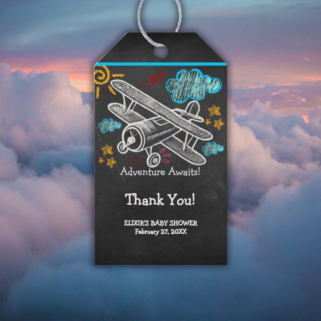Chalkboard Adventure erwartet Airplane Baby Shower Geschenkanhänger (Von Creator hochgeladen)