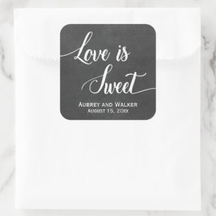 Chalkboard-Liebe ist Sweet Gastgeschenk Hochzeit S Quadratischer Aufkleber