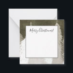 Chalkboard mit weißem und grauem Schnee bedeckten  Mitteilungskarte<br><div class="desc">Fügen Sie dies in Ihre Geschenkpackung für eine persönliche Touch dieses Weihnachtsfest. Schaffen Sie ein schönes Weihnachtsgeschenk für alle, die Sie Liebe. Dieses weiße und graue, schneebedeckte Weihnachtsmuster ist vor einem Kalkboard-Hintergrund gehalten und eignet sich perfekt zum Personalisieren. Helle glitzernde immergrüne Bäume funkeln in der dunklen Nacht. Die schneebedeckte Nacht...</div>