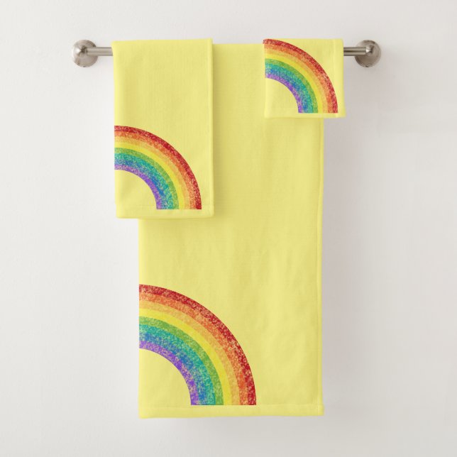 CHALKBOARD RAINBOW YELLOW BADEZIMMER TOWEL SET (Insitu)