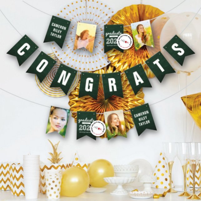 Chalkboard-Sketch-Klasse von 2025 Foto Grad Party Wimpelkette (Chalkboard Sketch Class Of 20YY Photo Grad Party Bunting Flags by fat*fa*tin @ Zazzle)