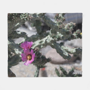 Challa Cactus in Blüte Fleecedecke