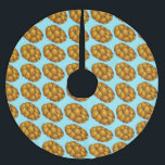 Challah Brot Hanukkah Chanukah jüdische Feiertage Polyester Weihnachtsbaumdecke<br><div class="desc">Der Baumrock zeigt eine originelle Marker-Illustration eines Laibs von herausforderndem Brot. Ideal für die Dekoration in Hanukkah! Dieses Design ist auch auf anderen Produkten erhältlich. Sehen Sie nicht,  wonach Sie suchen? Brauchen Sie Hilfe bei der Anpassung? Kontaktieren Sie Rebecca,  um etwas für Sie entworfen zu haben.</div>