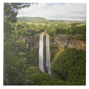 Chamarel-Wasserfall-höchster auf Mauritius, über 2 Fliese