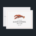 Chambray Lobster Rustikale Hochzeit rettet das Dat Save The Date<br><div class="desc">Eine rustikale nautische Hochzeit speichert das Datum mit einer Abbildung eines roten Hummers mit grauem Text und verblasstem roten pinstripe vorne. Die Rückseite ist mit Aquarellfarben inspiriert.</div>