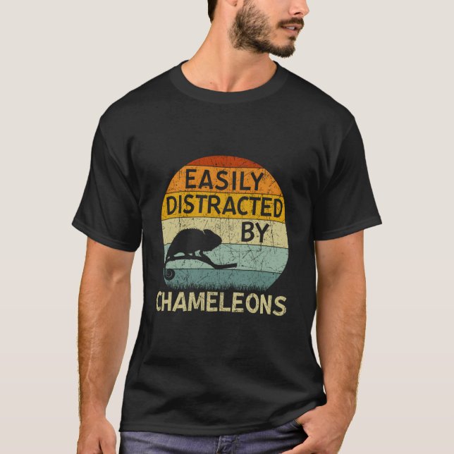Chameleon Easily Distracted By Chameleons T-Shirt (Vorderseite)